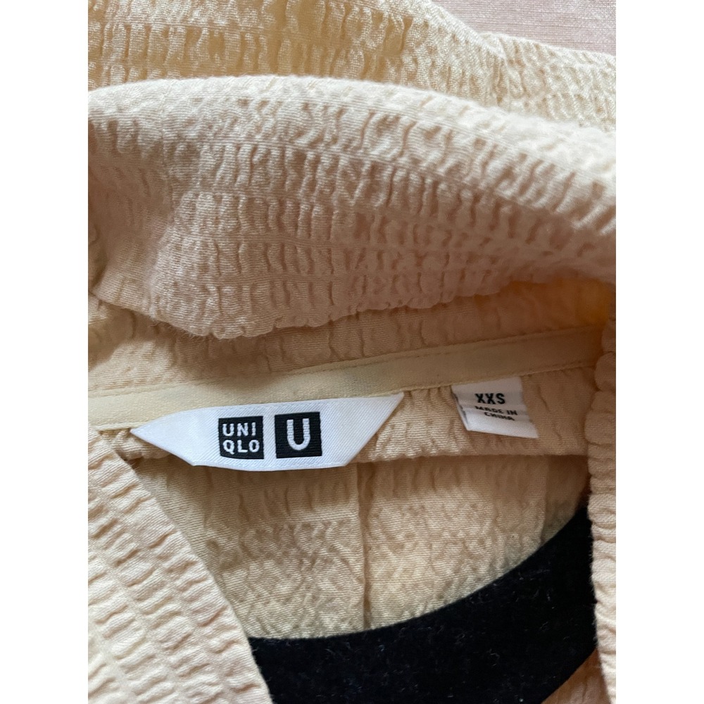 Uniqlo U Lemaire Womens XXS Cream Textured Mock Neck Long Sleeve Top 435425 - Picture 2 of 4
